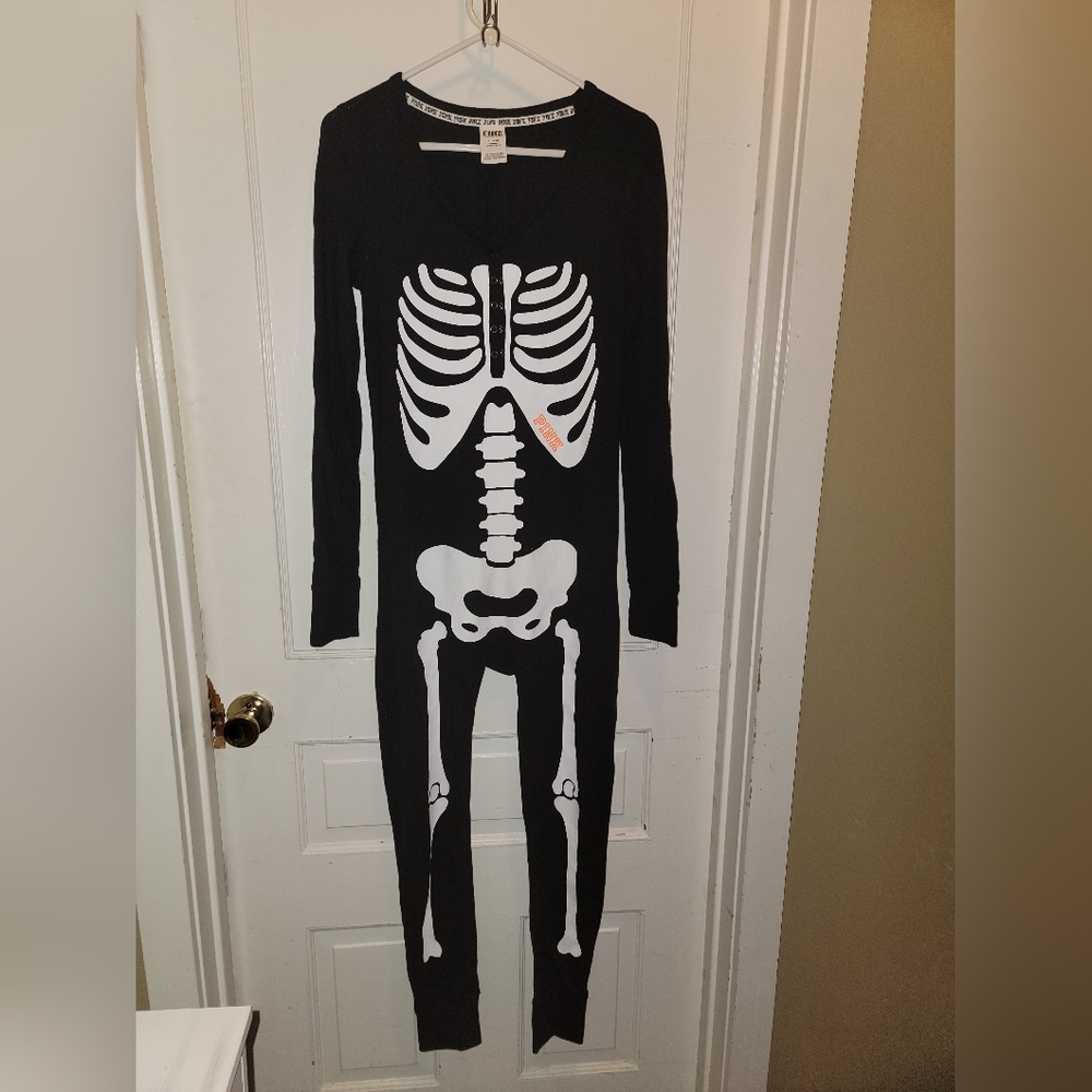 Victoria's Secret PINK Halloween Onesie Pajama NEW Size Medium
